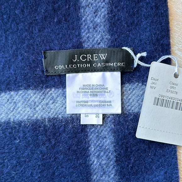 J. Crew Cashmere Scarf NWT - Picture 5 of 6